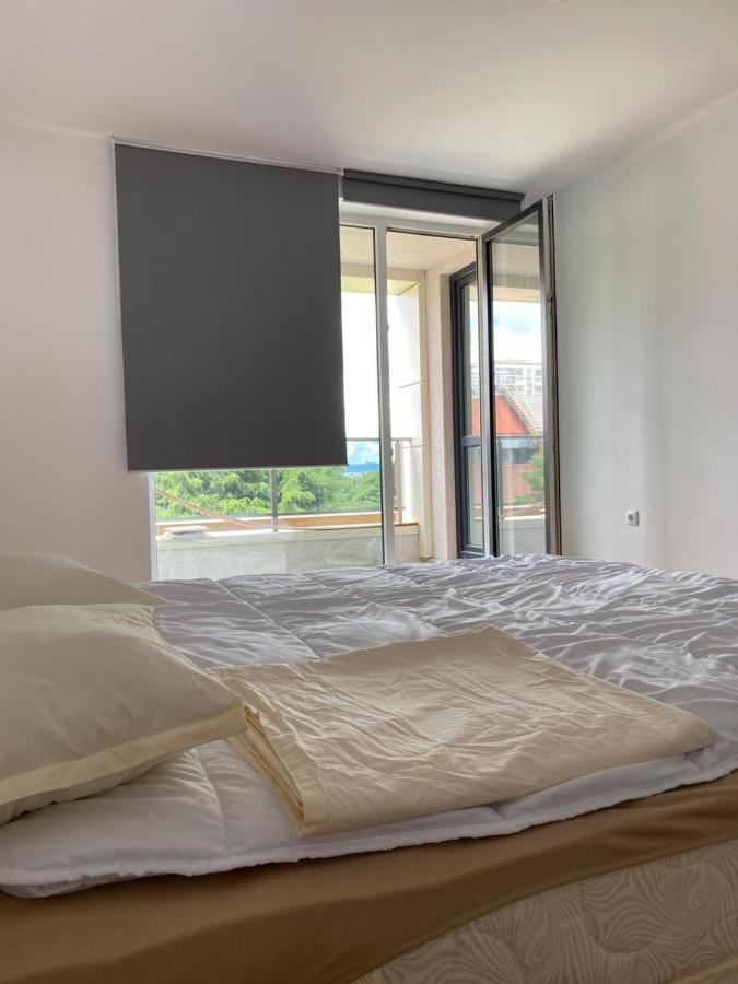 The Ideal Apartment Burgas Exterior photo